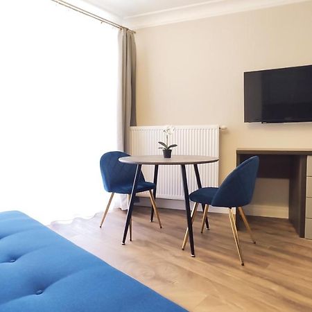 Arianska 8A By Homeprime Krakow Bagian luar foto